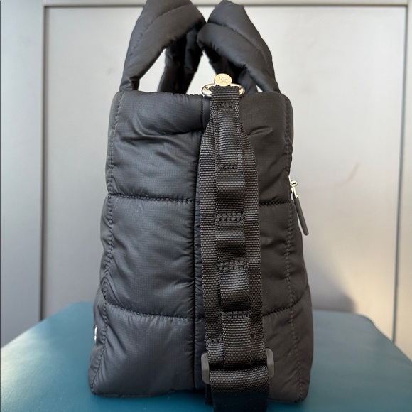 lululemon athletica Black Nylon Quilted Grid Mini 5L Crossbody/Handle Tote Bag - Picture 4 of 15